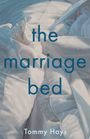 Text: "the marriage bed" von Tommy Hays. Illustration von weißen Stoffbahnen in Blautönen.