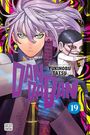 Text: "DAN DA DAN", "Story and Art by YUKINOBU TATSU", "19", "Parental Advisory Explicit Content". 

Illustration: Person mit violetten Haaren und Schwert, surrealer Hintergrund.