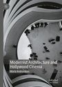 "Modernist Architecture and Hollywood Cinema" von Maria Andronikou. Sicht von oben auf eine geschwungene Treppe mit Menschen.