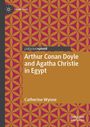 "Arthur Conan Doyle and Agatha Christie in Egypt" von Catherine Wynne, mit geometrischem Muster in Braun-Pink.