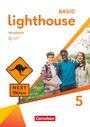 "BASIC lighthouse Workbook", Zeichen mit Känguru und "NEXT 150 km", drei lächelnde Jugendliche, "Cornelsen"-Logo, "5".
