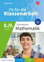 Fit für die Klassenarbeit. 8./9. Klasse Gymnasium Mathematik. Ein jugendlicher Junge lächelt in die Kamera.
