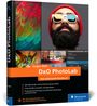 Buchcover: "Jürgen Wolf - DxO PhotoLab. Das umfassende Handbuch". Ein bärtiger Mann mit Sonnenbrille, bunte Fotos daneben.
