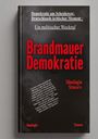 Dave Red: Demokratie am Scheideweg: Deutschlands kritischer Moment -, Buch