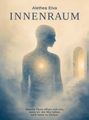 "Titel: 'Innenraum' von Alethea Elva. Silhouette mit leuchtendem Zentrum, Treppe führt zu geöffneter Tür in hellem Nebel."