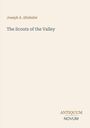 Buchtitel: "The Scouts of the Valley" von Joseph A. Altsheler. Unten rechts: "ANTIQUM NOVUM". Schlichtes, helles Design.