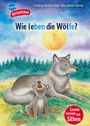 „Wie leben die Wölfe?“, Illustration: zwei Wölfe auf einer Wiese, Mond am Himmel.