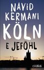 Text: NAVID KERMANI KÖLN E JEFÖHL. Silhouette der Kölner Skyline bei Sonnenuntergang.