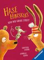 Text: "Hase Hibiskus und der große Streit." Illustration: Ein Hase mit Mütze, eine Maus und ein Bär auf rotem Hintergrund.