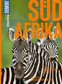 SÜD AFRIKA, SAFARIS ZU DEN BIG FIVE. Zwei Zebras vor grünem Hintergrund, übereinander gelegte schwarz-weiße Streifen.