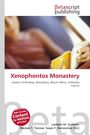 "Xenophontos Monastery" steht oben, darunter Details zu Ostorthodoxie. Ein unscharfer Mensch liest ein Buch.