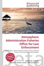 "Atmospheric Administration Fisheries Office for Law Enforcement" steht in Rot. Ein Reiher im Wasser vor einem Pavillon.