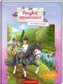 „Ein Hund in Not“, „Ponyhof Brombeerwald“. Zwei Ponys mit Kindern reiten auf einem Pfad nahe einem Bach.