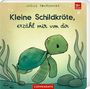 „Kleine Schildkröte, erzähl mir von dir“. Illustration einer fröhlichen grünen Schildkröte im Wasser.