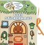 Text: "Aufstellen, Malen, Stickern, Spielen!", "Cozy Stickerhaus", "Kleiner Hase". Illustration eines Hauses mit Hase und Garten.