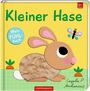 "Kleiner Hase", "Mein FÜHLbuch", "12+ Monate". Illustration eines Hasen mit Fellstruktur, daneben eine bunte Schmetterlingszeichnung.