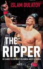 ISLAM DULATOV, THE RIPPER. Du kannst es dir nicht erlauben, Angst zu haben. Ein Boxer hebt siegreich den Arm.