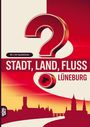 "Stadt, Land, Fluss" in Großbuchstaben, "Lüneburg" darunter. Rotes Fragezeichen und eine Stadtsilhouette im Hintergrund.