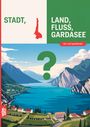 Text: "STADT, LAND, FLUSS, GARDASEE" und "60 x A4 Spielblöcke". Illustration eines Sees mit Bergen und Häusern.