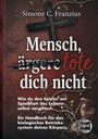 „Mensch, töte dich nicht“ ersetzt durchgestrichenes „ärgere“. Ein Kreuz, blühende Ranken und eine Sanduhr im Hintergrund.