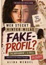 "Wer steckt hinter Milas Fake-Profil?" Zwei Hälften eines weiblichen Gesichts, Notizzettel und getrocknete Blumen.