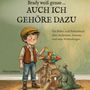 Ein Junge mit Mütze steht neben einem gebauten Holzklotzturm und einem grünen Dinosaurier.