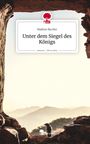„Unter dem Siegel des Königs“ von Matheo Bucher. Logo: Roter Baum und Tastatur. Schau: Berge und Vogel im Vordergrund.