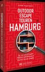"Outdoor Escape Touren Hamburg" von Linnéa Bergsträßer; Buchcover mit rotem Labyrinth-Hintergrund und Lupe auf Balkon.