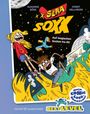 „Sera Soxx: Auf magischen Socken ins All“ zeigt zwei Comic-Figuren, die freudig im Weltraum schweben.