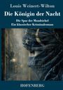 „Die Königin der Nacht“ und „Die Spur der Mondsichel“ sind Texte. Ein verhülltes Gesicht mit Mond und Sternen auf Stoff.