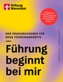 "Führung beginnt bei mir", Ratgeber zu Führungskräften, Text auf buntem Hintergrund mit Logo Stiftung Warentest.