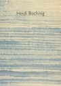 Text: "Heidi Bochnig". Hintergrund mit gleichmäßigen, horizontalen, blauen und cremefarbenen Streifen.