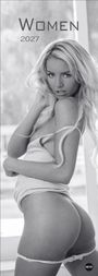"WOMEN 2027." Eine Frau mit langen, blonden Haaren in suggestiver Pose; Schwarz-Weiß-Aufnahme. Unten rechts ein Logo.