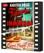 "Filmriss auf Immenhof" in großen, roten Buchstaben. Darunter "Trippel. Trappel. Tot." und "Gelesen vom Autor". Im Hintergrund ein Herrenhaus, Pferde und ein Fenster.