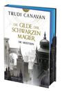 "TRUDI CANAVAN, DIE GILDE DER SCHWARZEN MAGIER, DIE MEISTERIN. Silhouette von Türmen und Kuppeln, mystische Atmosphäre."