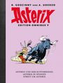 "Asterix Edition Omnibus V" steht groß. Unten: "Asterix und der Kupferkessel", "Asterix in Spanien", "Streit um Asterix". Asterix und ein Stier rennen rechts.