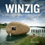 **WINZIG**  
Innovative Häuser im Mini-Format.  
Ein rundes, holzverkleidetes Haus schwimmt auf einem Fluss.