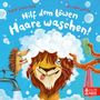 "Hilf dem Löwen Haare waschen!" Löwe mit Schaum, Igel, tentakelartige Arme mit Kamm, Wasserhahn. Fröhliche Illustration.