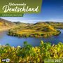 Naturwunder Deutschland, German Nature, inklusive Jahresplaner 2027. Flusslandschaft mit Weinbergen im Herbst.