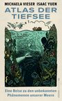 ATLAS DER TIEFSEE. Illustration einer Unterwasserszene mit Fischen, Taucher, Korallen und einem Boot an der Oberfläche.