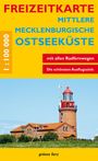 Freizeitkarte, Mecklenburgische Ostseeküste, Radfernwege, Ausflugsziele. Foto: roter Leuchtturm neben Backsteinhaus.