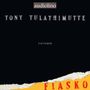 Text: „Audiolino“, „Tony Tulathimutte“, „Fiktionen“, „Fiasko“. Schwarzer Hintergrund, unten orange-weiß gerissen.
