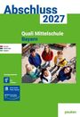 „Abschluss 2027“, „Quali Mittelschule Bayern“. Sechs lächelnde Jugendliche blicken nach oben. Links Symbole für Lernmaterialien.
