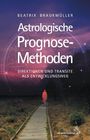 "Astrologische Prognose-Methoden: Direktionen und Transite als Entwicklungsweg." Illustration mit Person auf Holzweg.