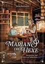 Oben: Sören Bollmann. Unten: Marian & die Hexe. Ein Junge und eine alte Frau sitzen am Tisch in einer Hütte am Kamin.