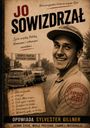 Jo Sowizdrzał. Leben zwischen Polen, Deutschland und eigenen Regeln. Schwarz-weißes Foto eines lächelnden Mannes.