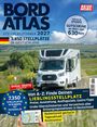 "BORD ATLAS 2027: 3.850 Stellplätze in Deutschland. Finde Deinen Lieblingsstellplatz. Wohnmobil auf Landstraße, blauer Himmel."