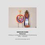 Text: "BERNHARD BAREK Werkschau. Katalog zur Ausstellung im Stadtmuseum Klosterneuburg 20.06. - 16.08.2026. ZUCCONE-Kunstkataloge, Heft 29." Illustration eines bunten Wesens und einer abstrakten Form auf hellem Hintergrund.