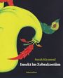 „Sarah Kiyanrad: Insekt im Zebrakostüm“ in gelber und weißer Schrift. Abstrakte Kreatur in Gelb und Rot auf schwarzem Hintergrund.