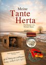 „Meine Tante Herta“ von Michael Baum. Ein Feld im Sonnenuntergang, Medaille, Notenblatt, Mann in Holzkiste.